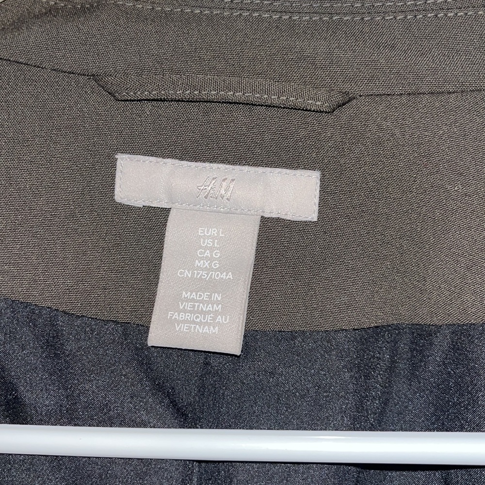 H&M - Picture 3 of 7